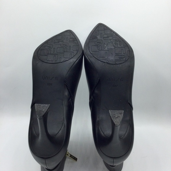 Unisa Kaysie Bootie Black Faux Leather Buckle Detail Side Zip Size 10M - Picture 7 of 12